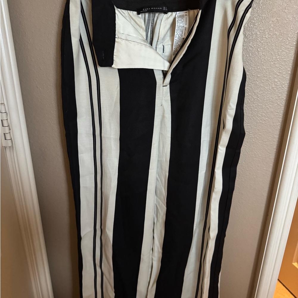 Zara Black and Cream Dress